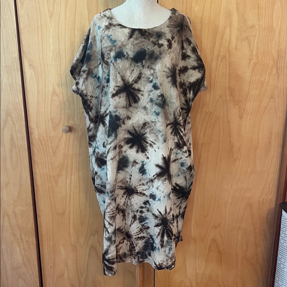 Tie-Dye Kaftan Dress